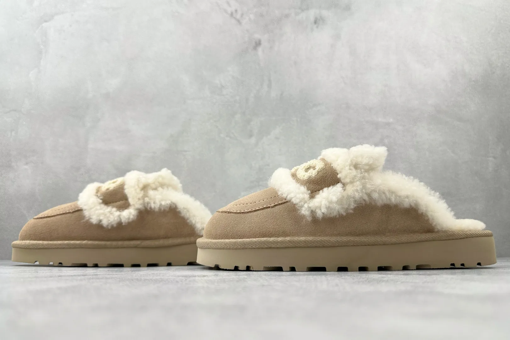🐲💰 520 Terminal Store UGG W Classic Disquette Sand Color Item Number: 1115059-SNDB Size: 35 36 36.5 37.5 38 38.5 39 40